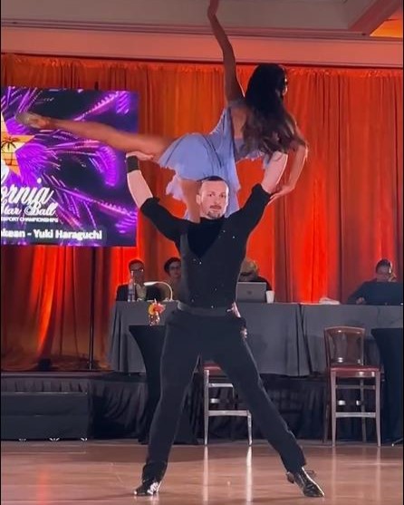 Dancing duo