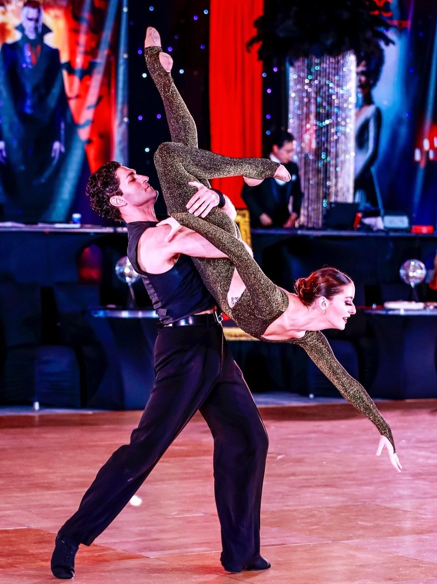 Dancing duo