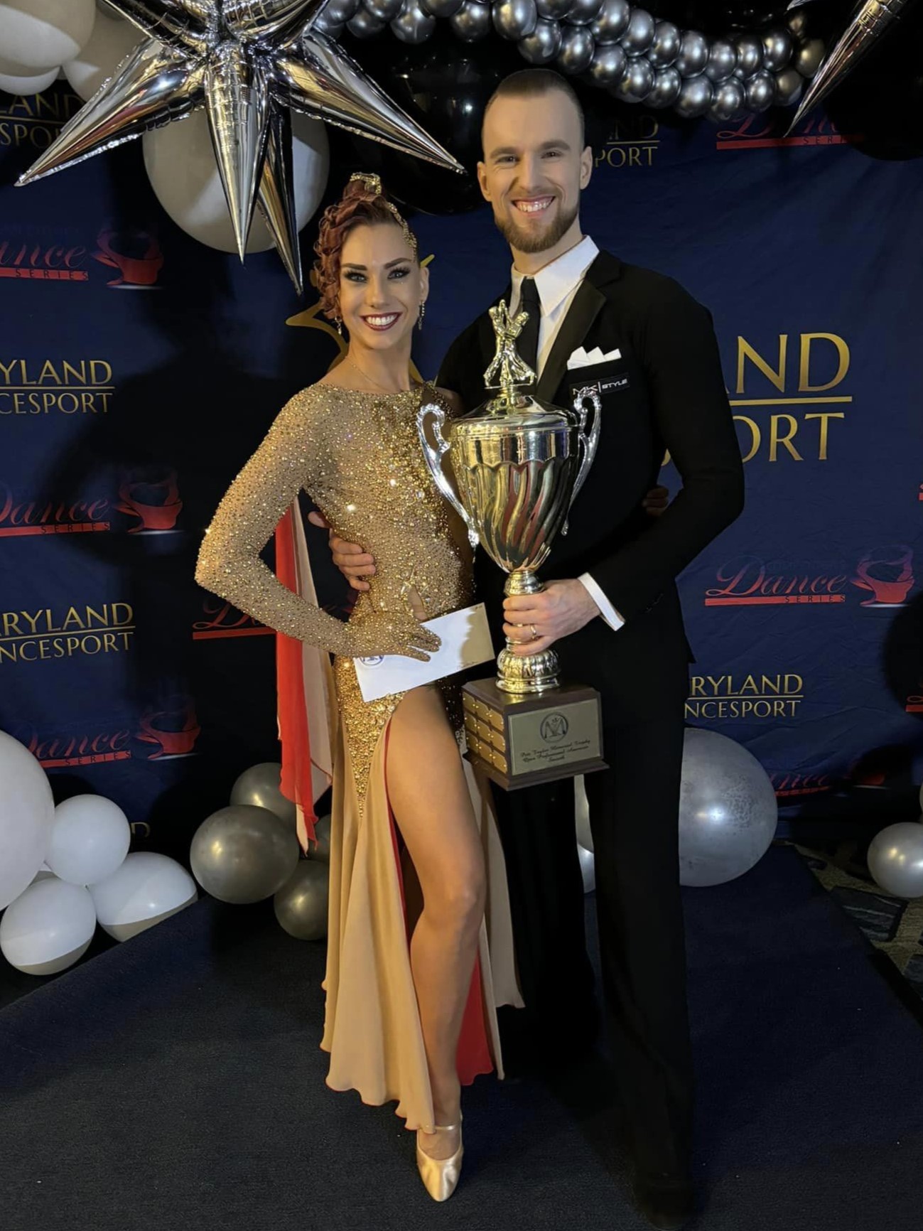 Pair of dancers
