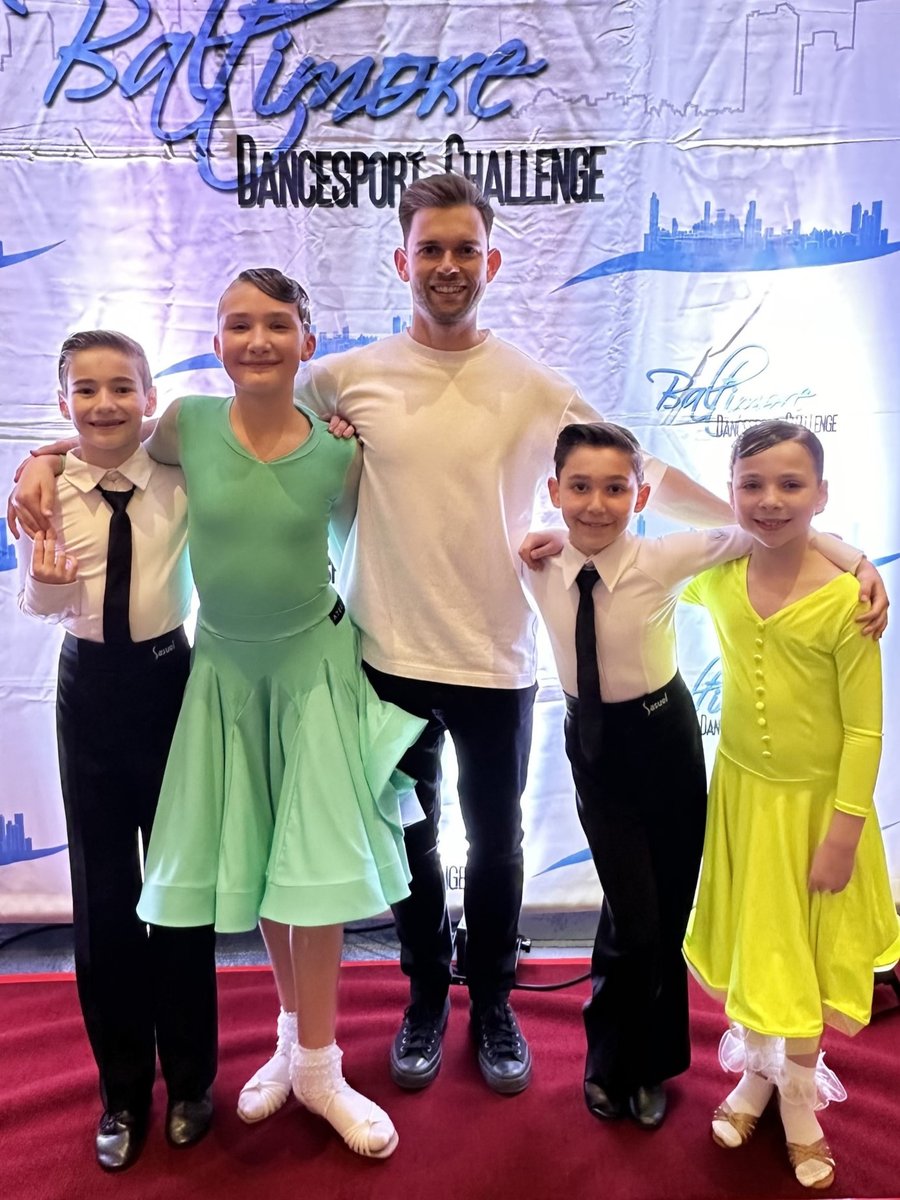 Young dancers and their mentor