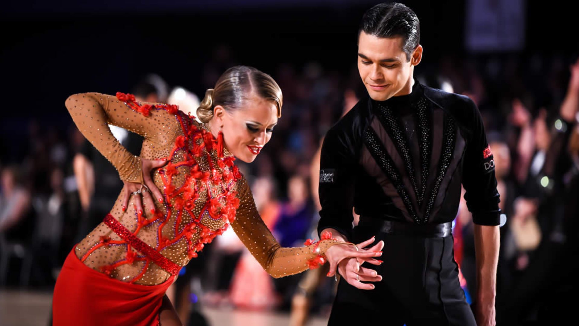 Image for the blog: 5 Reasons to Download the Dance Vision App